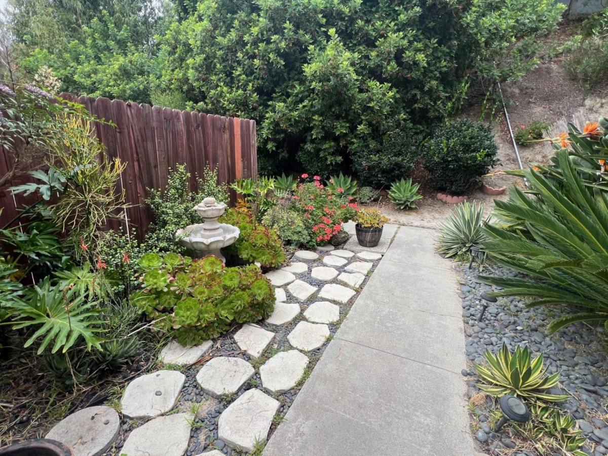 Townhouse for rent at 2140 Via Robles, Oceanside, CA 92054