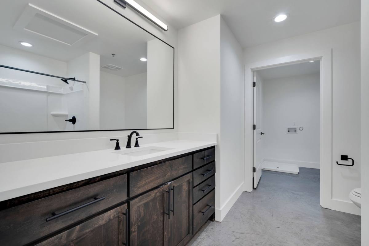 Apartment for rent at 301 W Main St #256, Midlothian, TX 76065