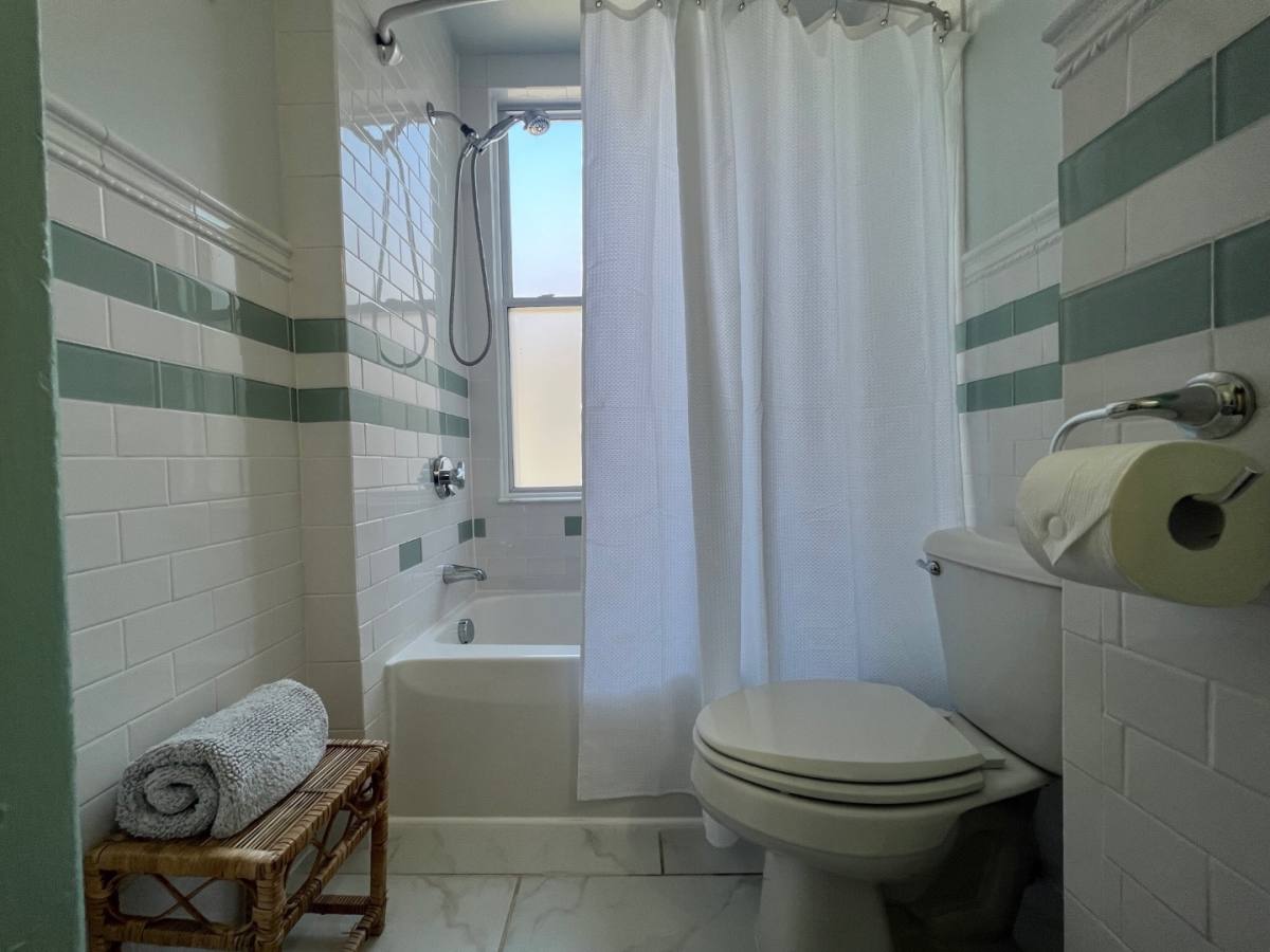 Apartment for rent at 2 E St, Providence, RI 02906