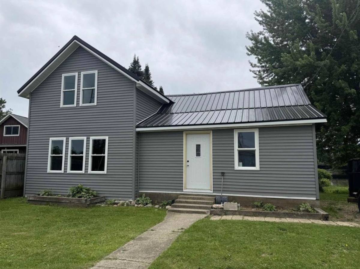 House for rent at 123 W Pine St #1, Tigerton, WI 54486