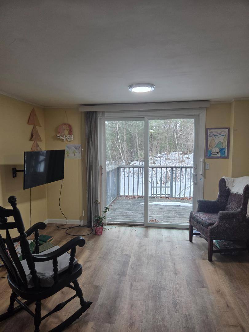 House for rent at 8 Woodknoll Dr, North Hampton, NH 03862