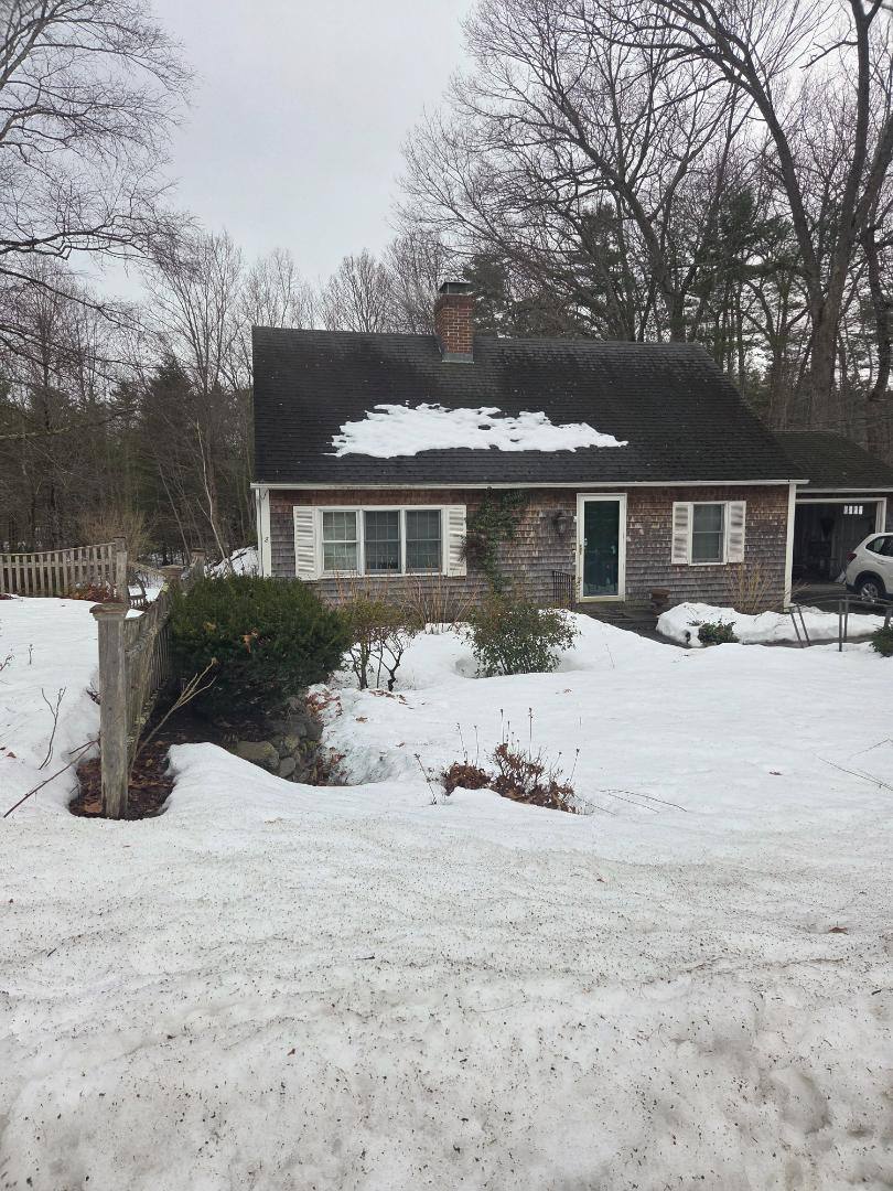 House for rent at 8 Woodknoll Dr, North Hampton, NH 03862