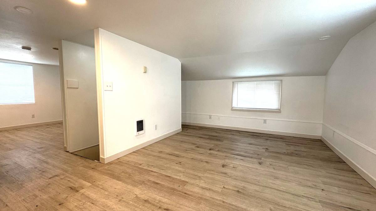 Apartment for rent at 4512 Pacific Way #SEAGULL'S Nest, Seaview, WA 98644