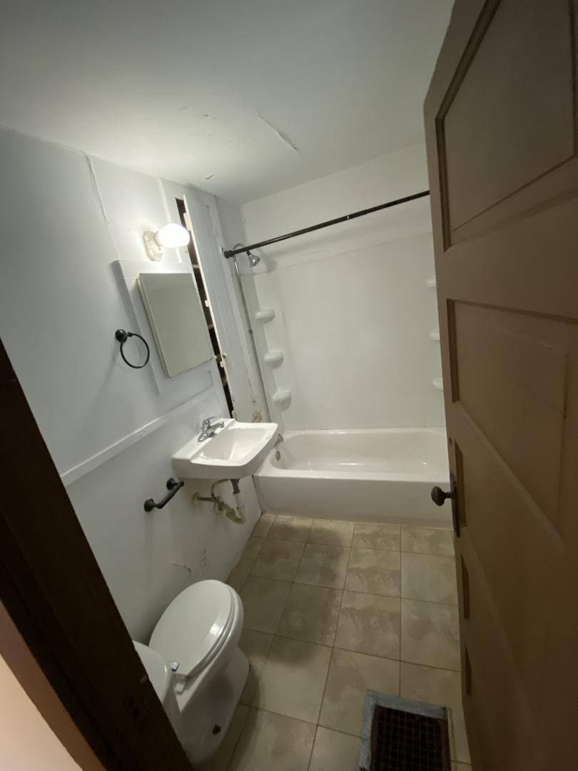 Apartment for rent at 1809 E 6th St, Anderson, IN 46012