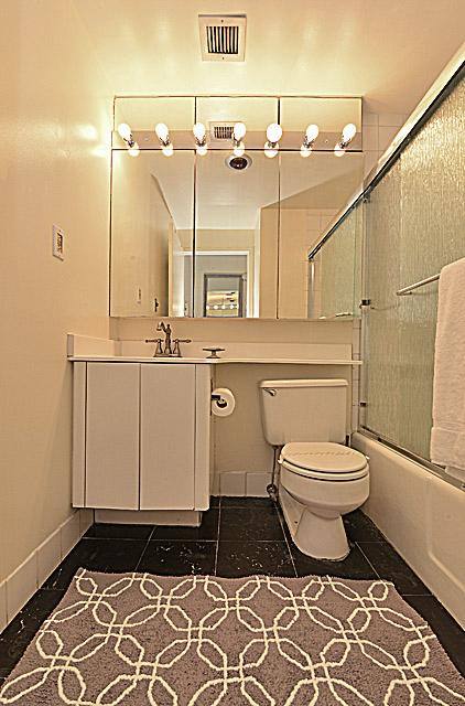Apartment for rent at 150 W 51st St #1632, New York, NY 10019