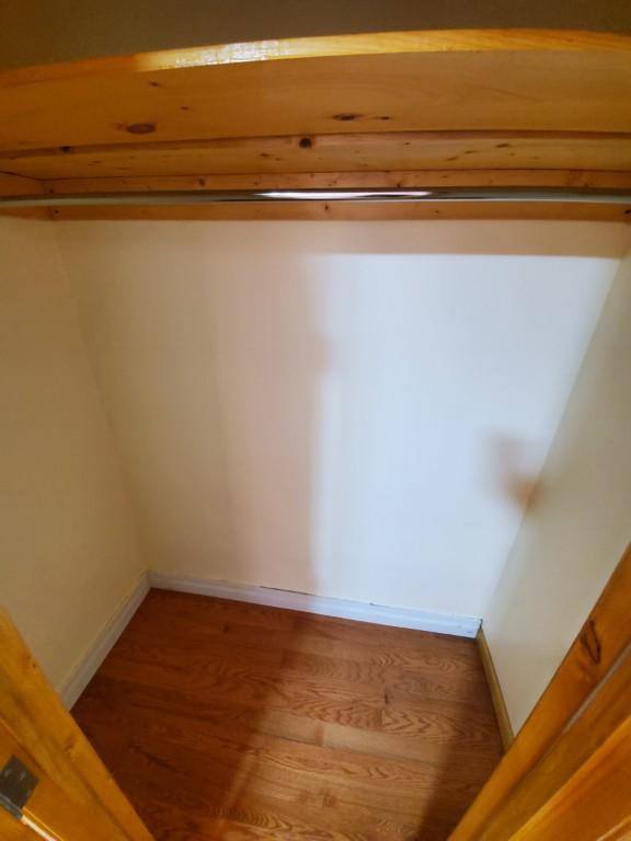 Townhouse for rent at 21 Battery Ave, Brooklyn, NY 11228