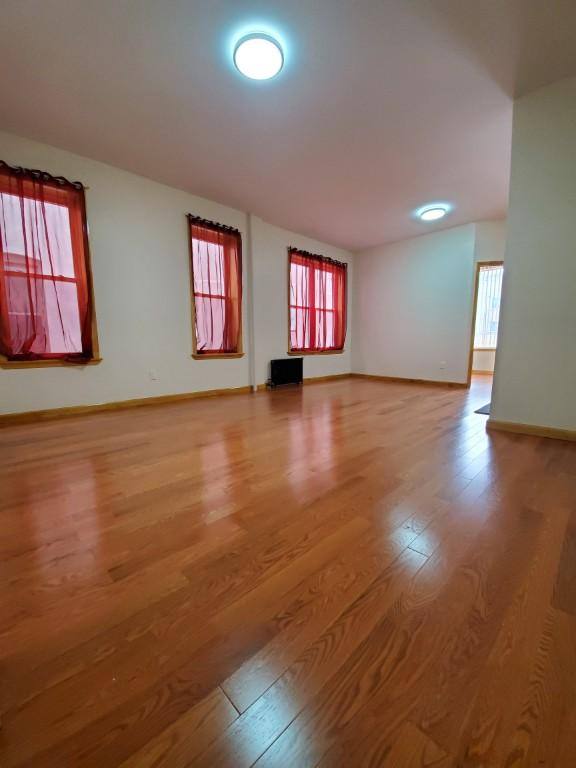 Townhouse for rent at 21 Battery Ave, Brooklyn, NY 11228