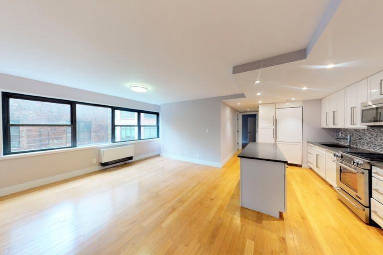 Apartment for rent at 301 E 47th St #10F, New York, NY 10017