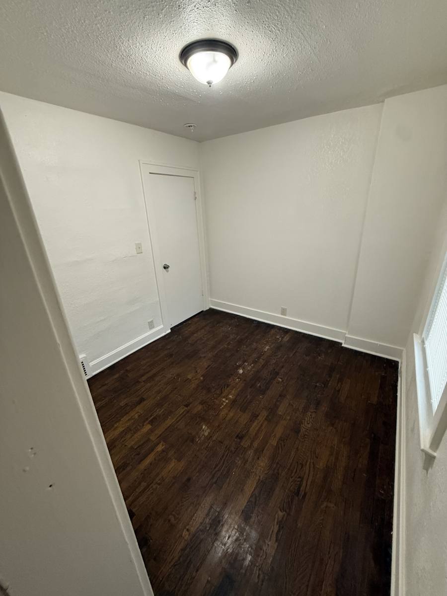 House for rent at 6817 Cleveland Ave, Kansas City, MO 64132