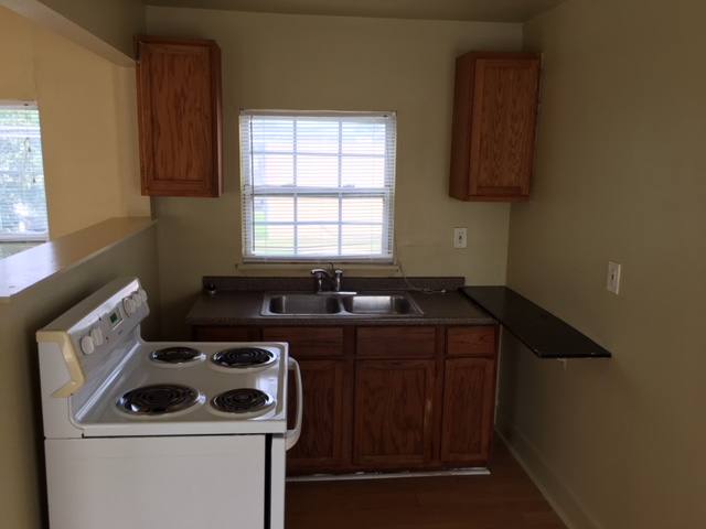 Apartment for rent at 905 W Lynwood Ave #3, San Antonio, TX 78201