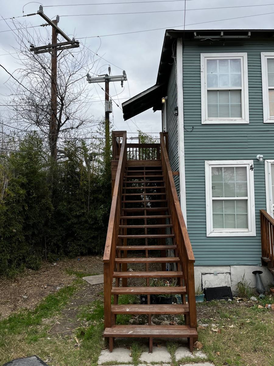 Apartment for rent at 905 W Lynwood Ave #3, San Antonio, TX 78201