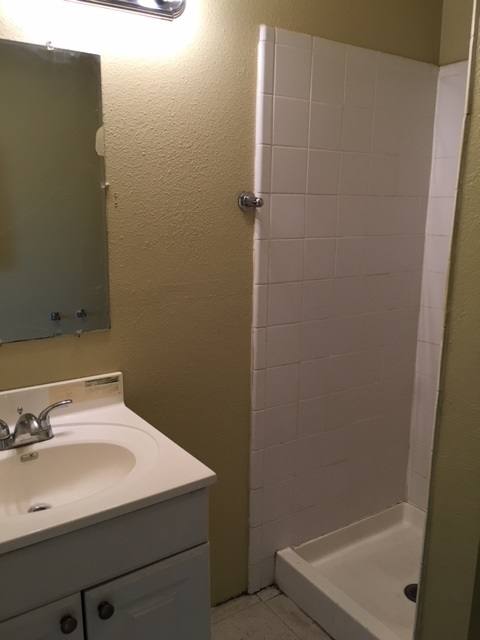 Apartment for rent at 905 W Lynwood Ave #3, San Antonio, TX 78201