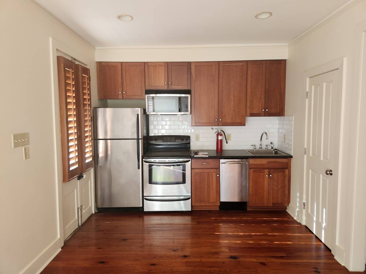 Apartment for rent at 1025 Dumaine St #5, New Orleans, LA 70116