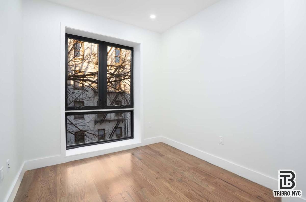 Apartment for rent at 215 S 4th St, Brooklyn, NY 11211
