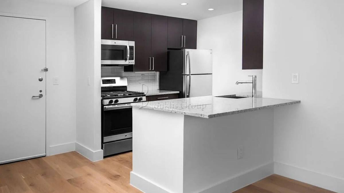 Apartment for rent at 70 Battery Place #909, New York, NY 10280