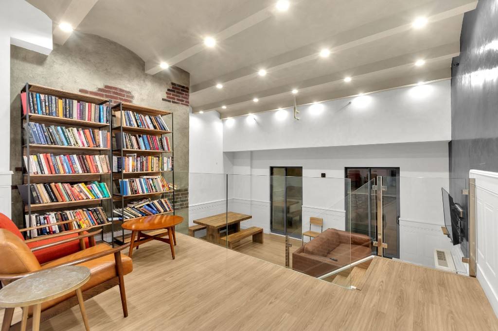 Apartment for rent at 220 E 22nd St #GLE, New York, NY 10010