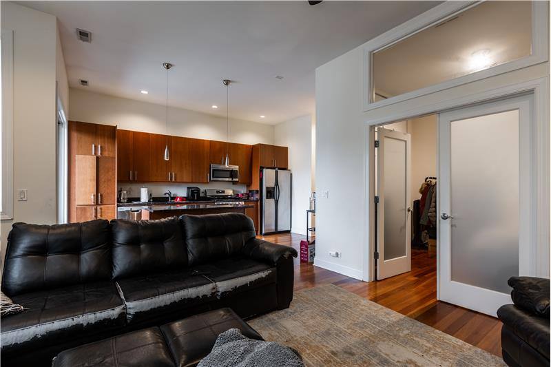 Apartment for rent at 1354 W Augusta, Chicago, IL 60642