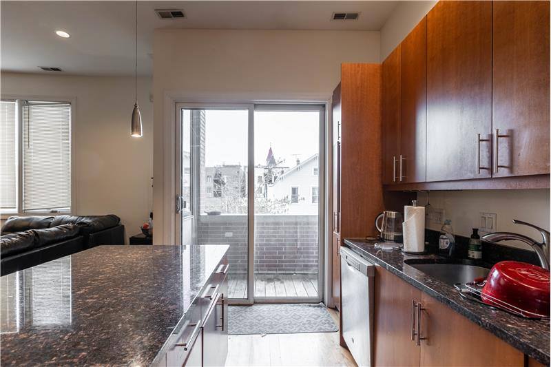 Apartment for rent at 1354 W Augusta, Chicago, IL 60642
