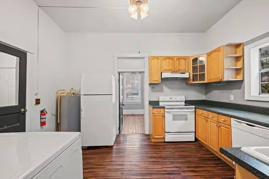 Apartment for rent at 723 E Henry St #A, Savannah, GA 31401