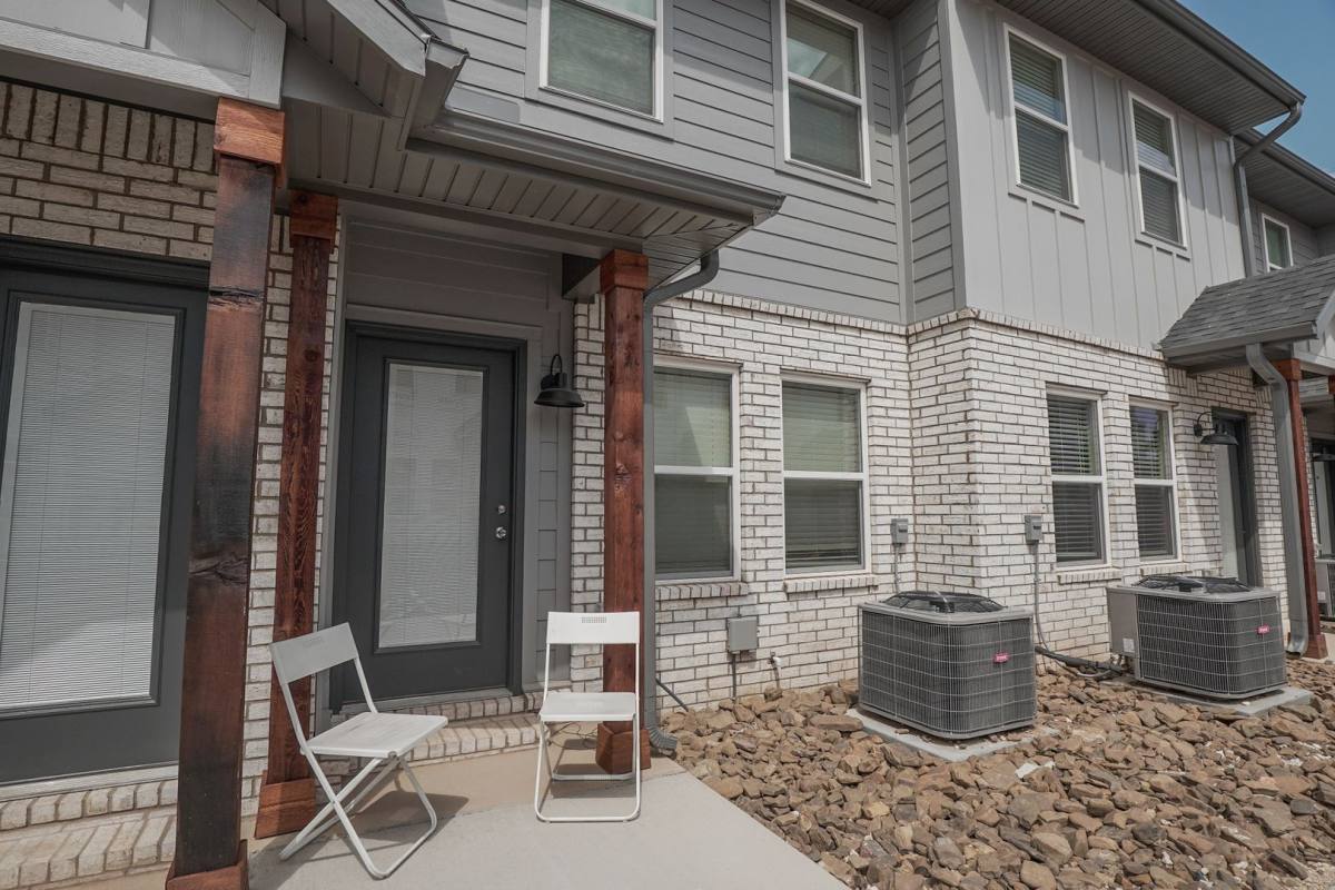Townhouse for rent at 654 N Littleleaf Terrace, Fayetteville, AR 72701