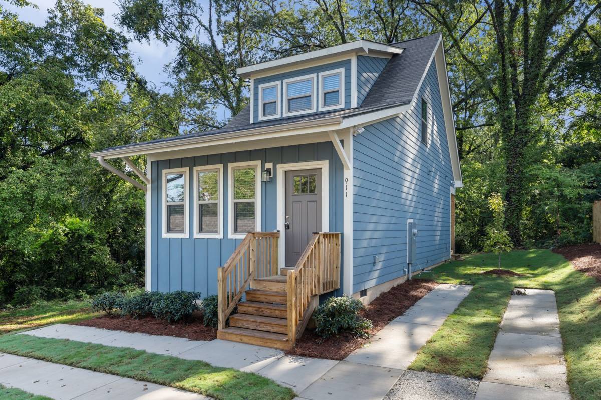 911 Colfax St, Durham, NC 27701
