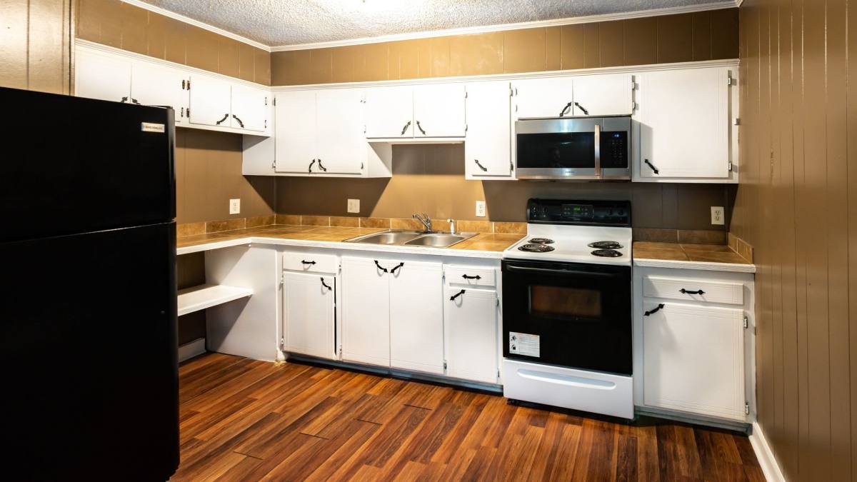 Apartment for rent at 2307 W 4th St, Hattiesburg, MS 39401