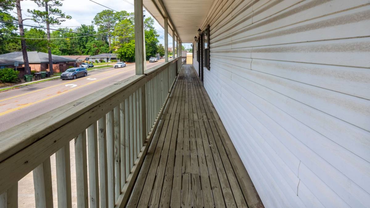 Apartment for rent at 2307 W 4th St, Hattiesburg, MS 39401