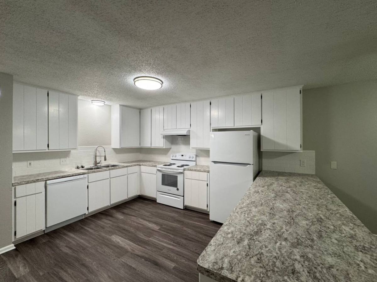 Apartment for rent at 905 Simpson, Victoria, TX 77904