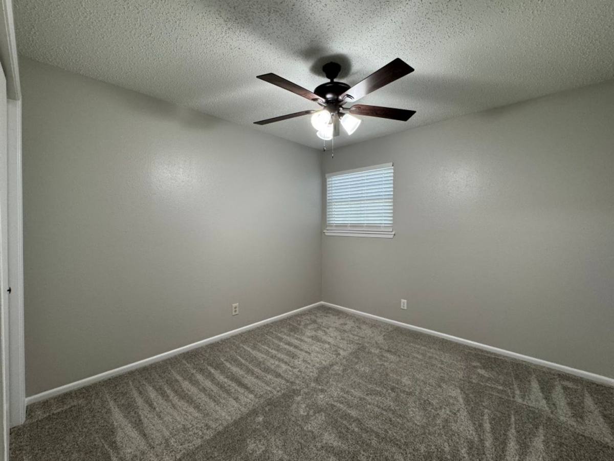 Apartment for rent at 905 Simpson, Victoria, TX 77904