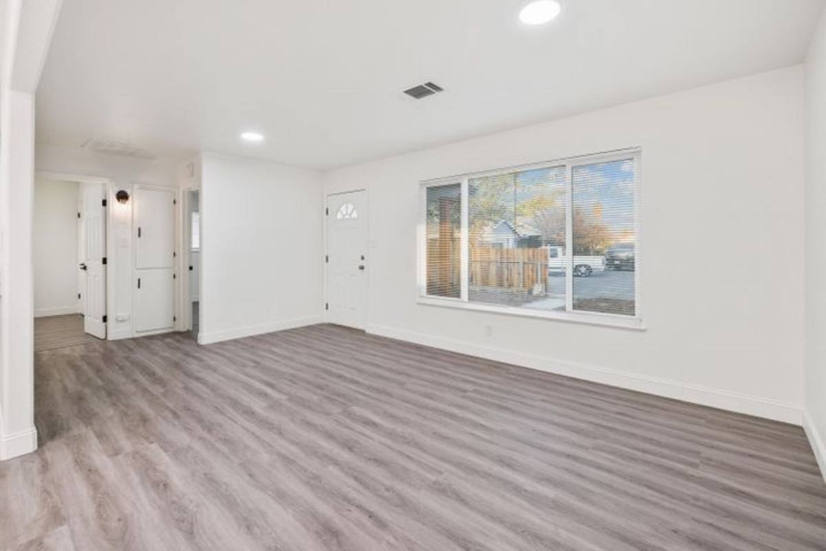 House for rent at 1406 W Roosevelt Ave, Visalia, CA 93291