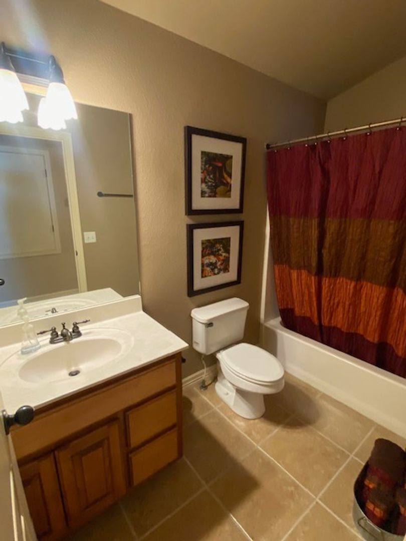 Condo for rent at 922 W 15th St, Fayetteville, AR 72701