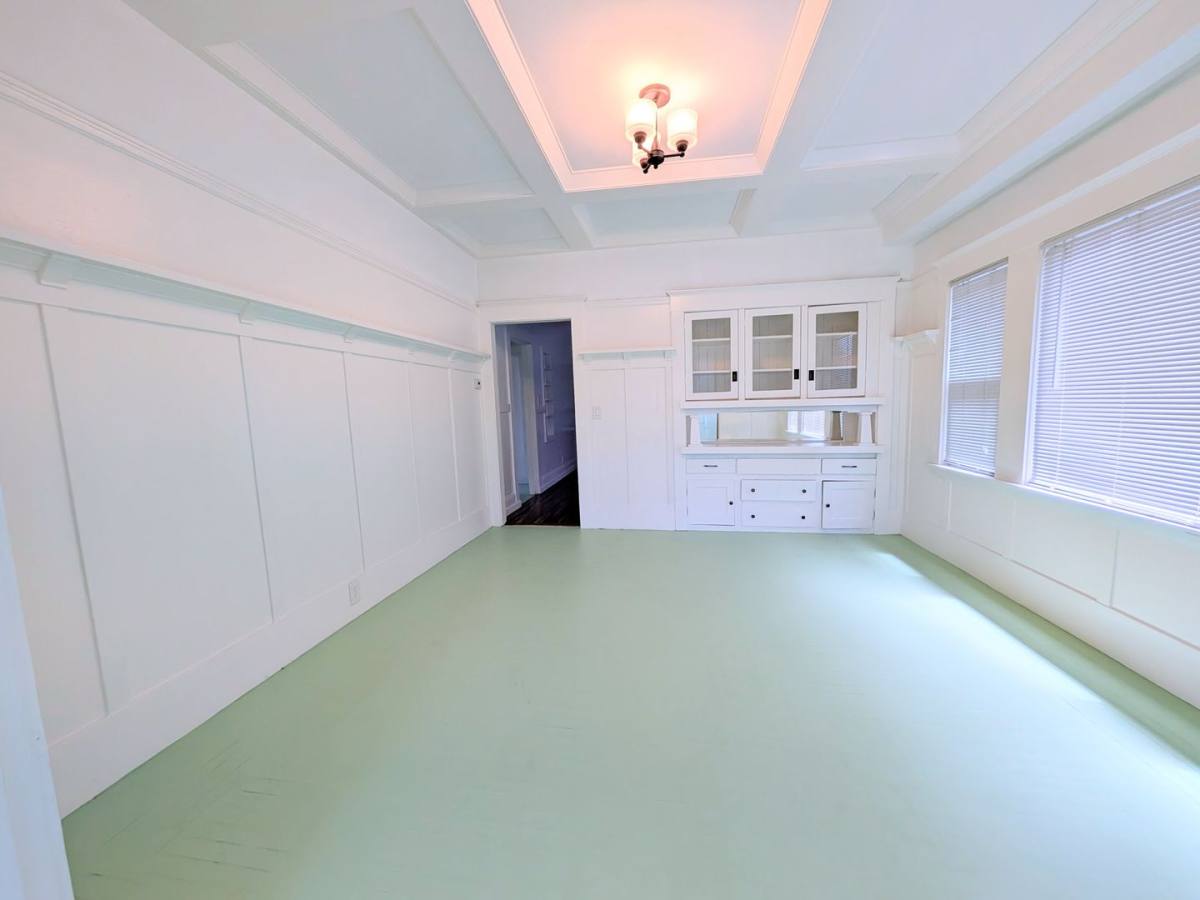 Apartment for rent at 4218-4220 Market St, Emeryville, CA 94608