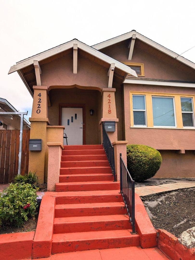 Apartment for rent at 4218-4220 Market St, Emeryville, CA 94608