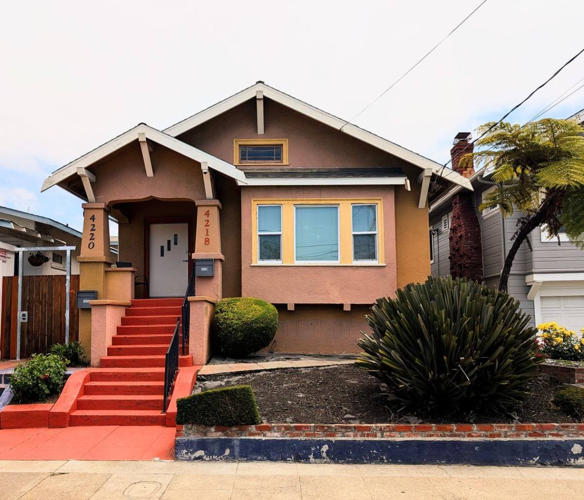 Apartment for rent at 4218-4220 Market St, Emeryville, CA 94608