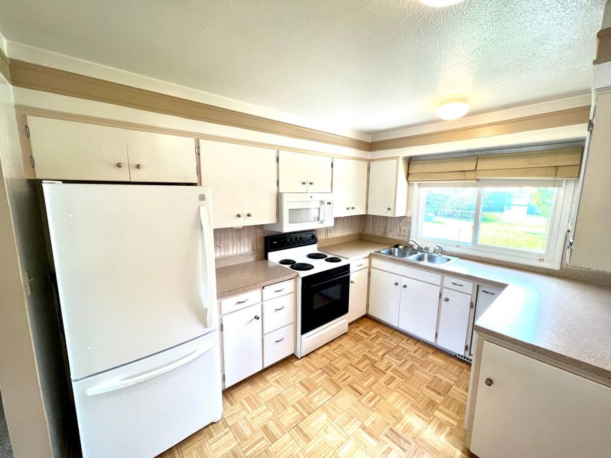 House for rent at 136 Fairway Dr, Helena, MT 59601
