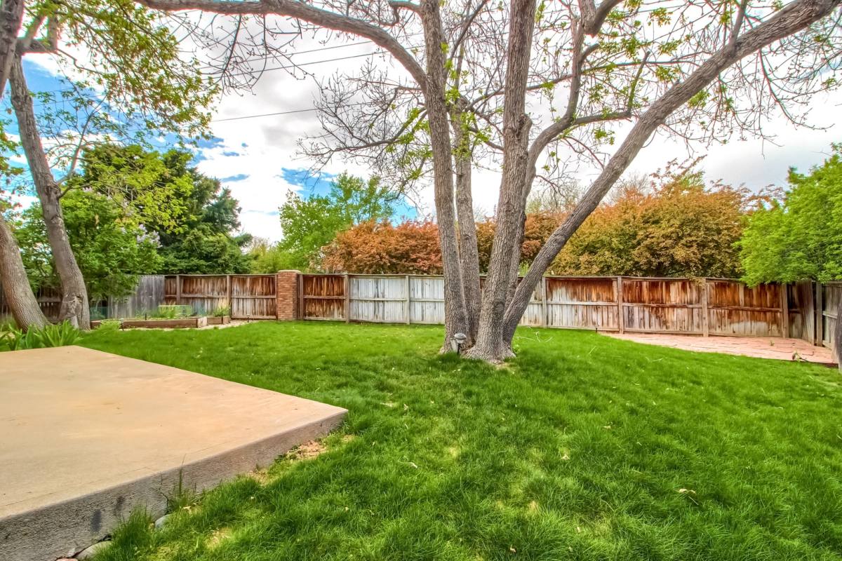 House for rent at 7951 S Quince Way, Englewood, CO 80112