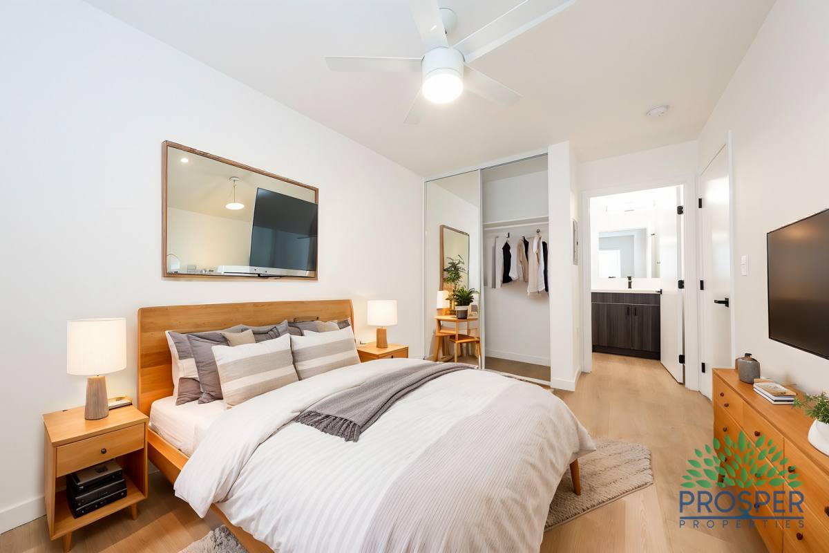 Apartment for rent at 611 N Occidental Blvd, Los Angeles, CA 90026