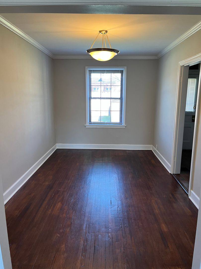 Apartment for rent at 1672-1678 Wyandotte Rd, Columbus, OH 43212