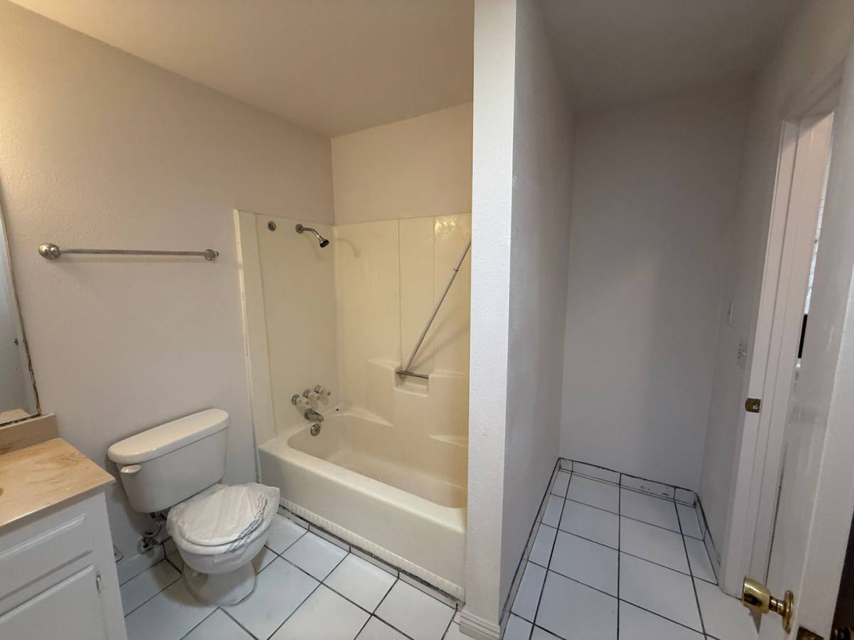 House for rent at 15991 N Culver Rd, Victorville, CA 92394