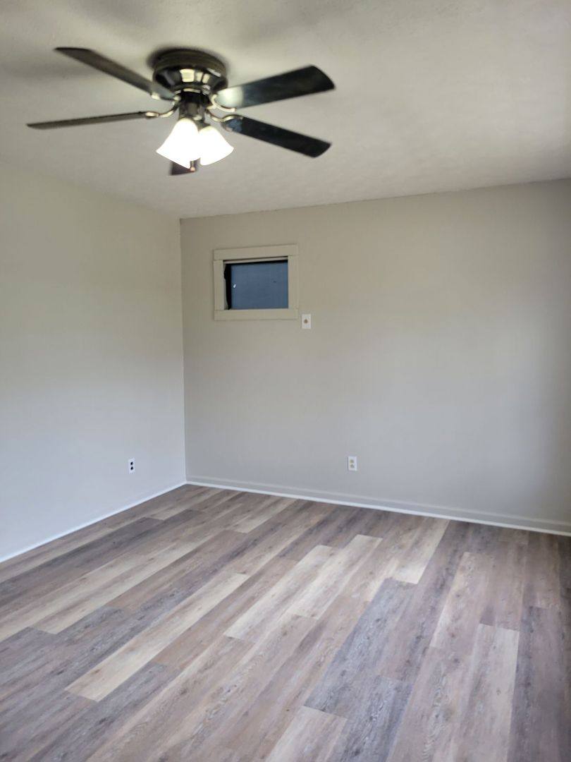House for rent at 453 Second St, Guthrie, KY 42234