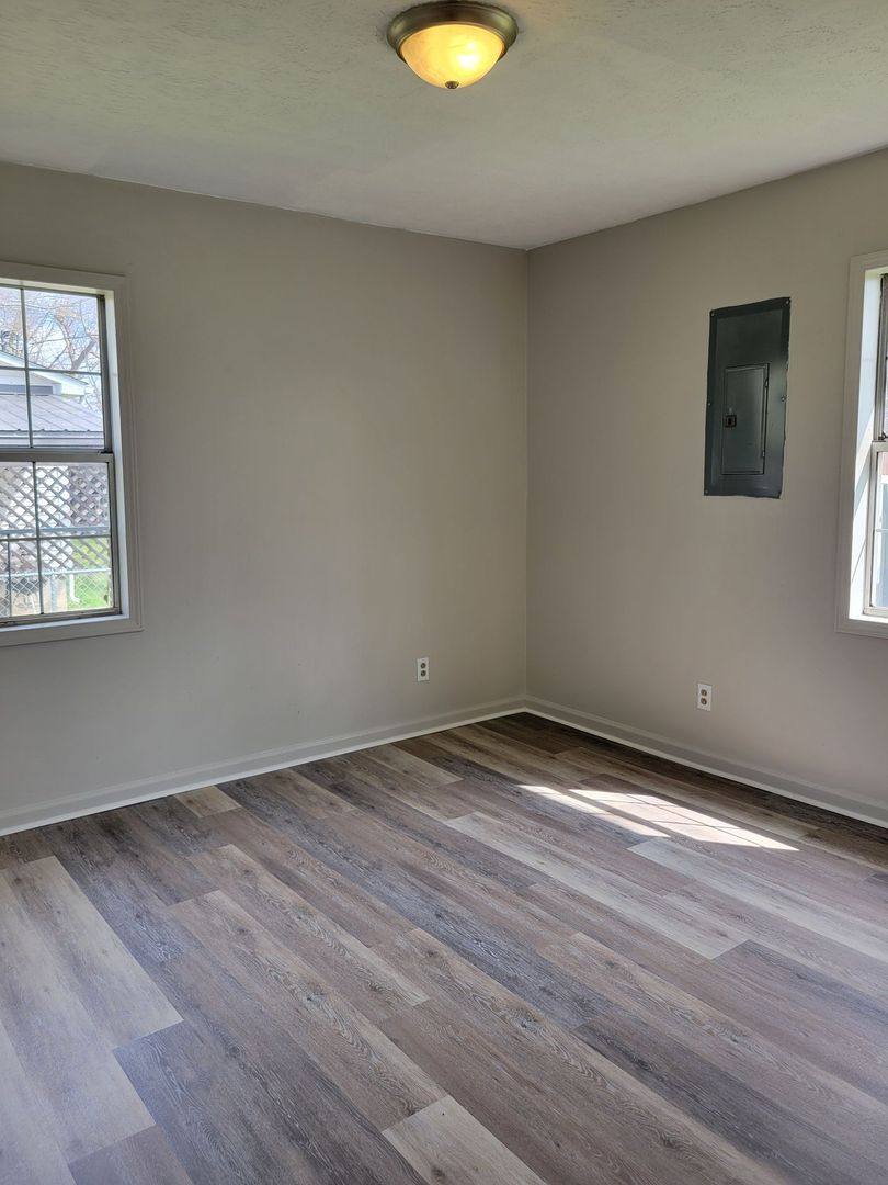 House for rent at 453 Second St, Guthrie, KY 42234