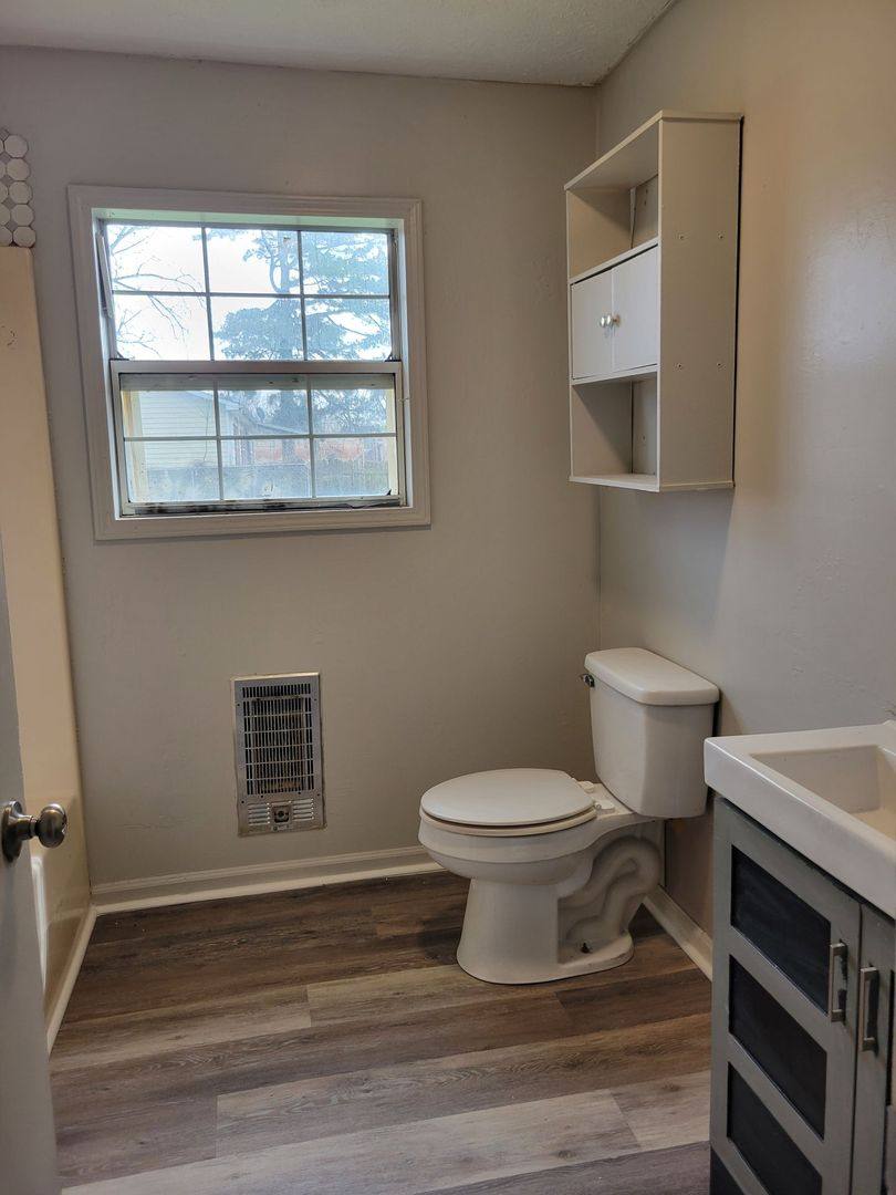 House for rent at 453 Second St, Guthrie, KY 42234