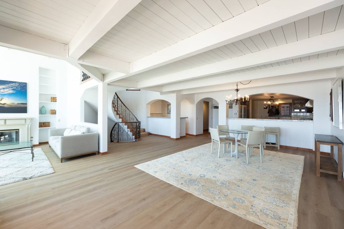 House for rent at 3265 Ocean Dr, Oxnard, CA 93035