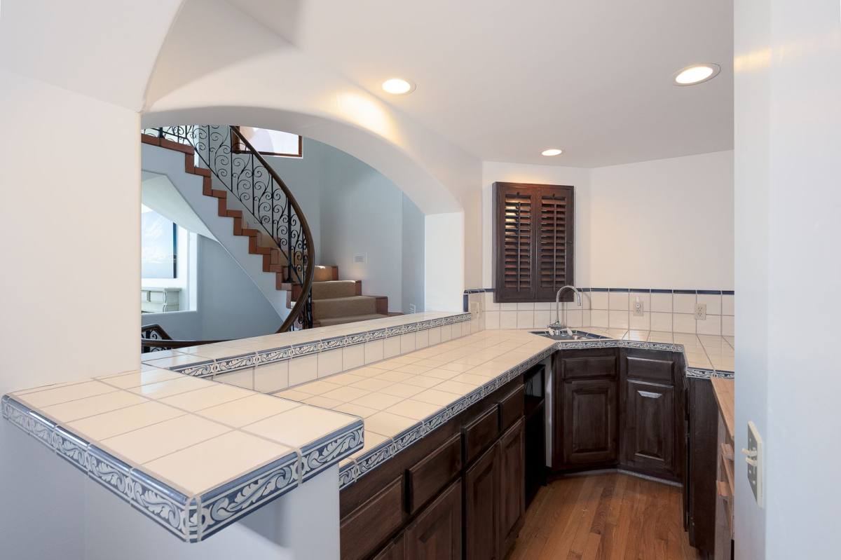 House for rent at 3265 Ocean Dr, Oxnard, CA 93035