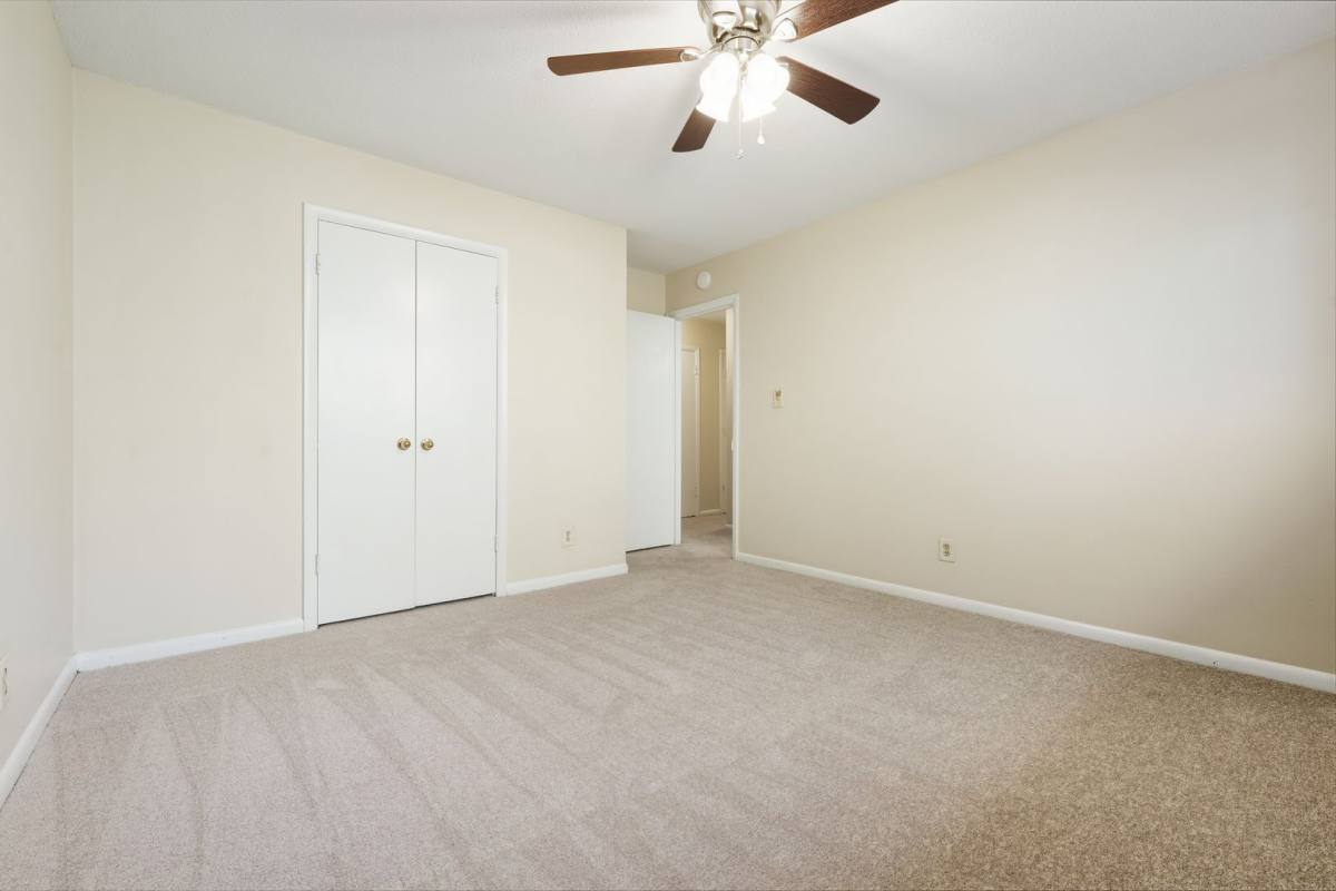 Condo for rent at 6 Shepherd Lane Bldg D, Chapel Hill, NC 27514