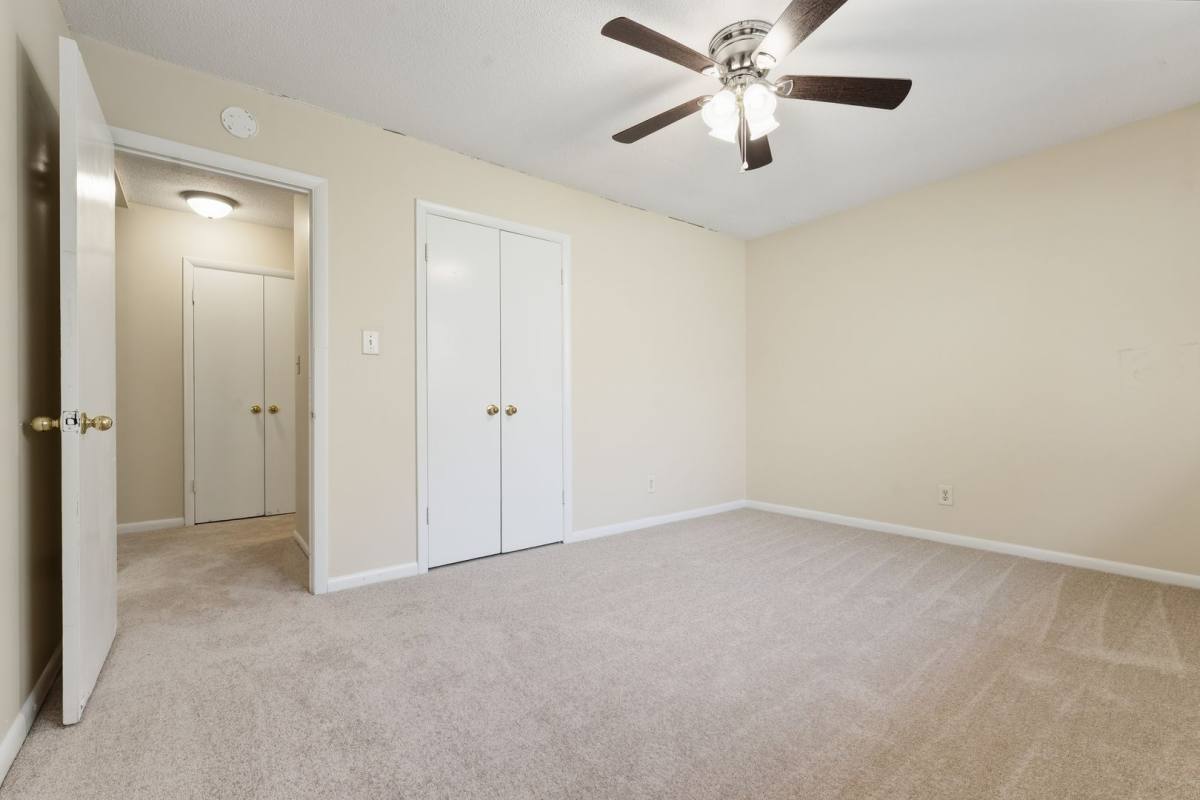 Condo for rent at 6 Shepherd Lane Bldg D, Chapel Hill, NC 27514