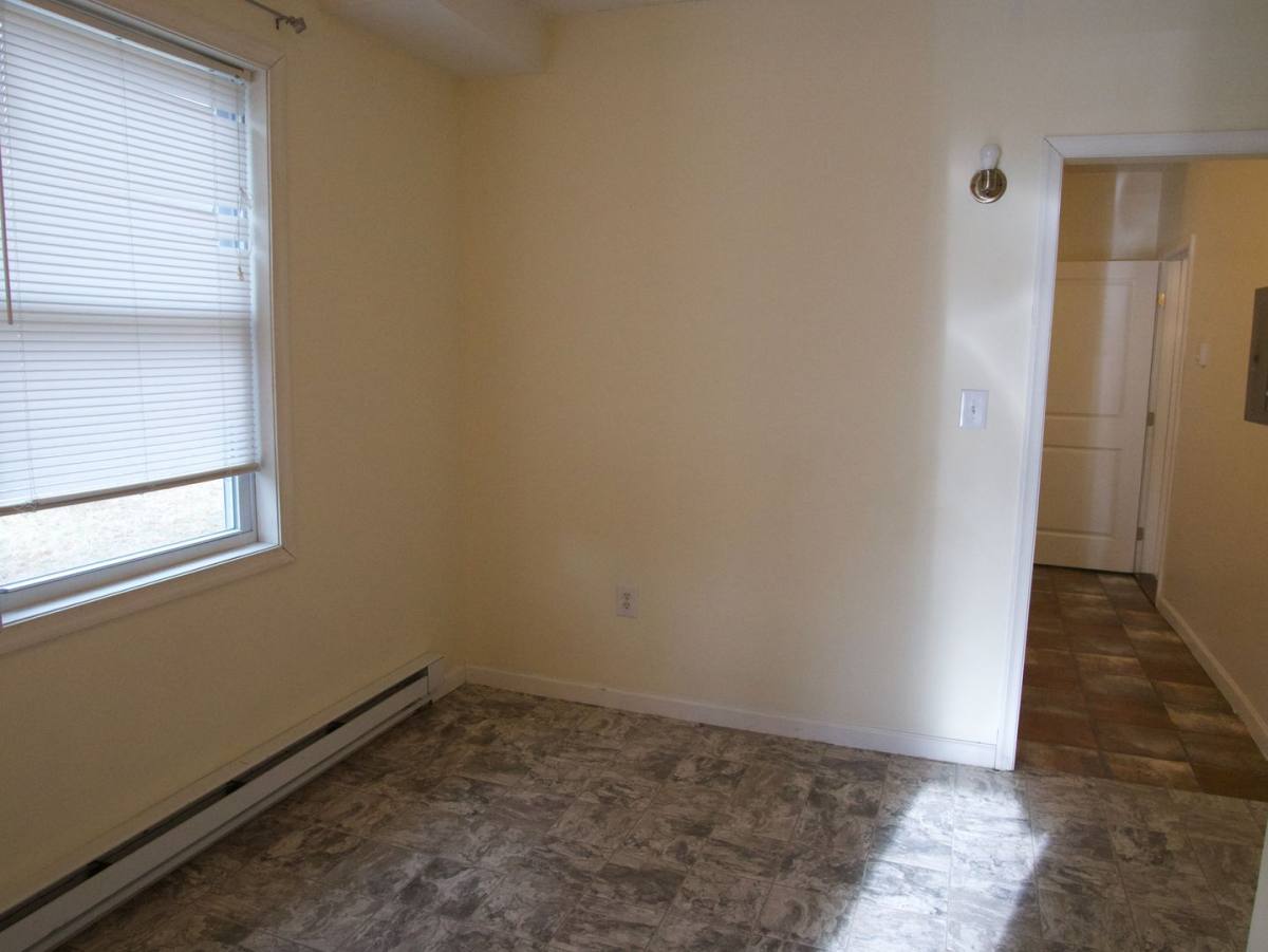 Apartment for rent at 422 S St, Jim Thorpe, PA 18229