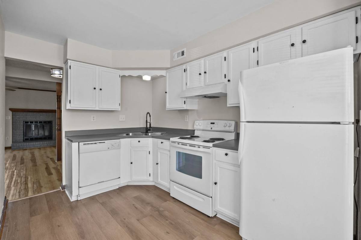 Townhouse for rent at 807 Foxmoore Court, Virginia Beach, VA 23462