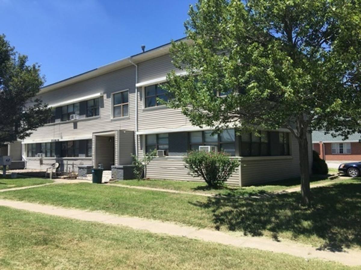Apartment for rent at 126 E 13th, Baxter Springs, KS 66713
