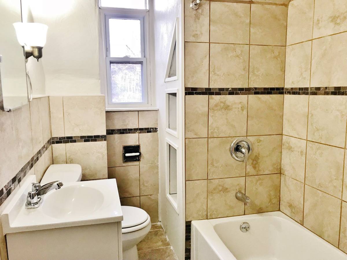 Townhouse for rent at 5512 Baywood St, Pittsburgh, PA 15206